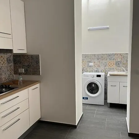 Apartment La Casa Di Alessandro Noto